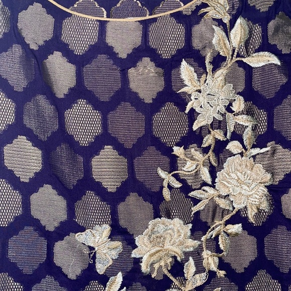 2 PCs sapphire shalvar kameez - Picture 2 of 3